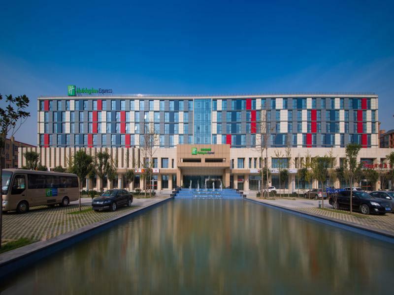 Holiday Inn Express Zhengzhou Airport By Ihg Xinzheng  Esterno foto